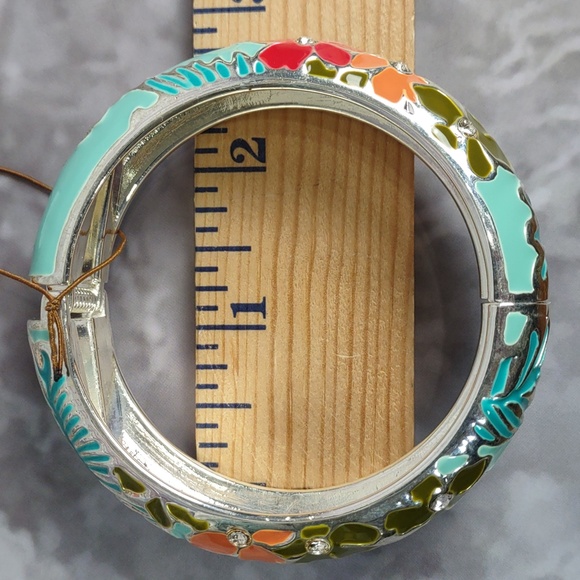 Tommy Bahama Enamel Bracelet - Picture 7 of 9